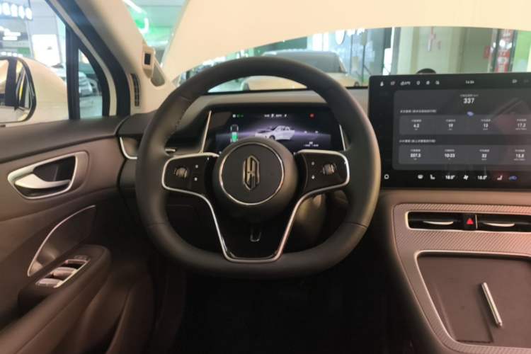 Used Hima H5 2025 Model Pure Electric Max Long Range Steering Wheel