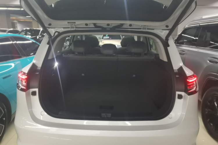 Used Hima H5 2025 Model Range-Extending Max Trunk
