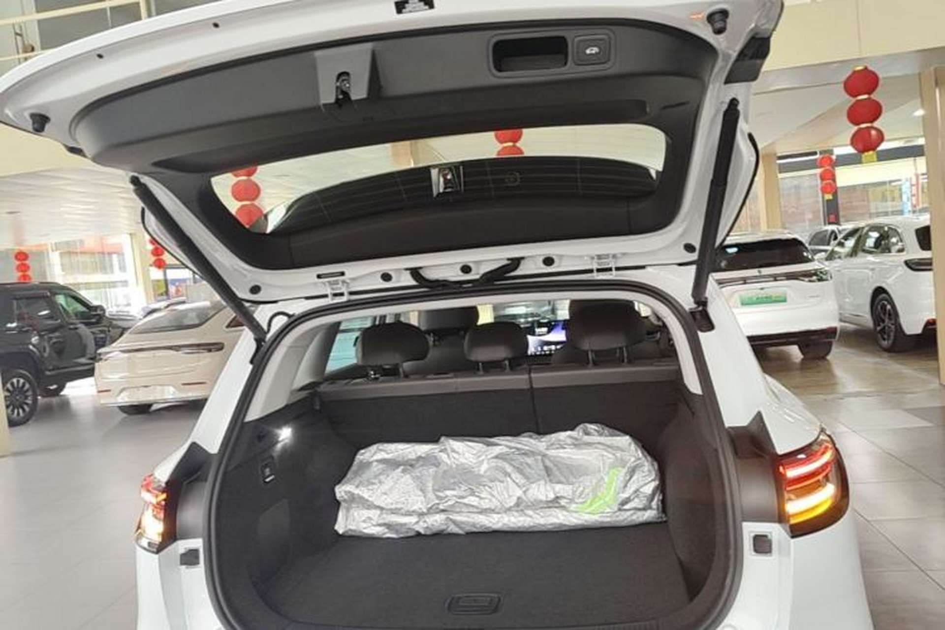 Used Hima H5 2025 Model Range-Extending Max Trunk