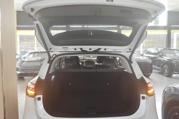 Used Hima H5 2025 Model Range-Extending Max Trunk