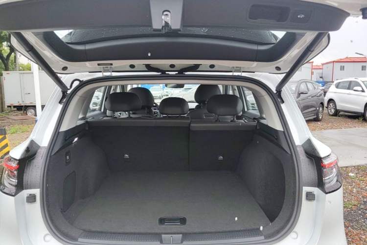 Used Hima H5 2025 Model Range-Extending Max Trunk