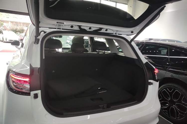Used Hima H5 2025 Model Range-Extending Max Trunk