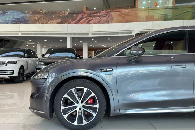 Used Hima Luxeed R7 2024 All-Electric 736 km Ultra Exterior 4