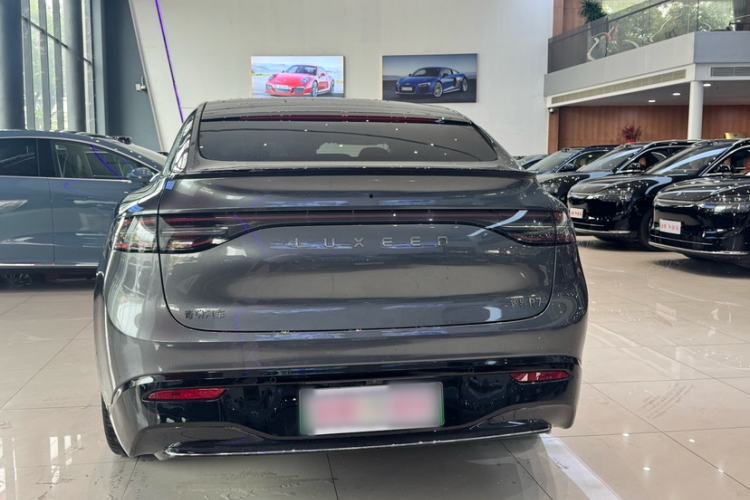 Used Hima Luxeed R7 2024 All-Electric 736 km Ultra Exterior 9