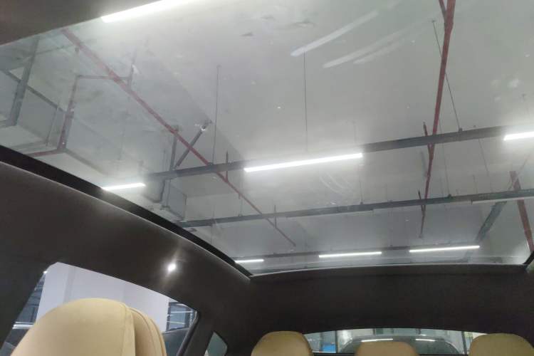 Used Hima Luxeed R7 2024 All-Electric 667 km Max Headliner