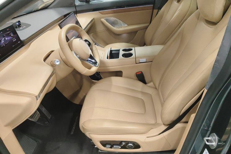 Used Hima Luxeed R7 2024 All-Electric 667 km Max Left Front Seat