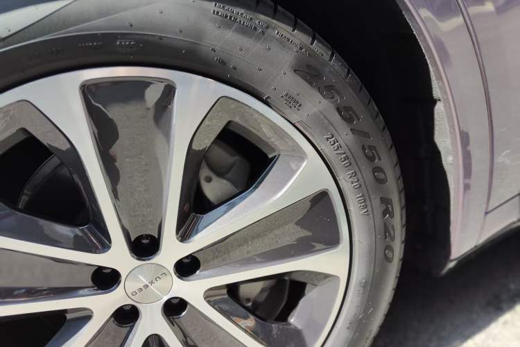 Used Hima Luxeed R7 2024 All-Electric 802 km Max Exterior 10
