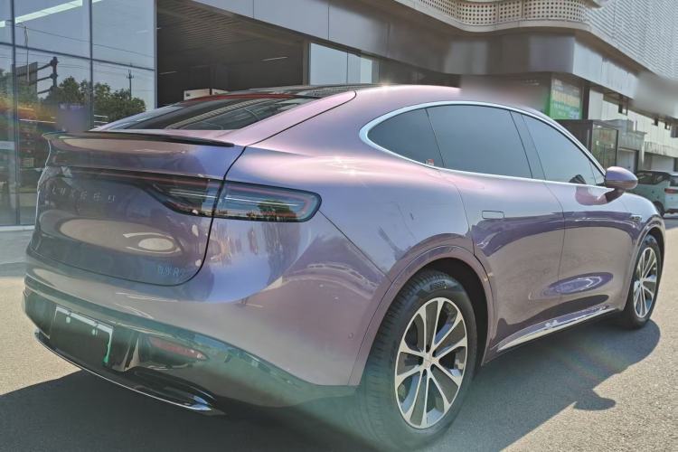 Used Hima Luxeed R7 2024 All-Electric 802 km Max Exterior 5