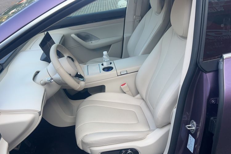 Used Hima Luxeed R7 2025 Range-Extended Version 251 km Max Left Front Seat
