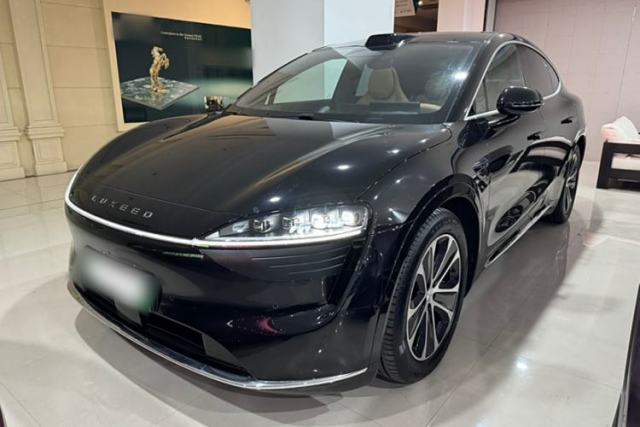 Used Hima Luxeed R7 2024 All-Electric 736 km Ultra
