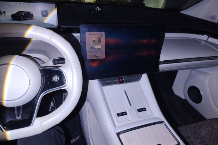 Used Hima Luxeed R7 2024 All-Electric 802 km Max Audio And AC Panel
