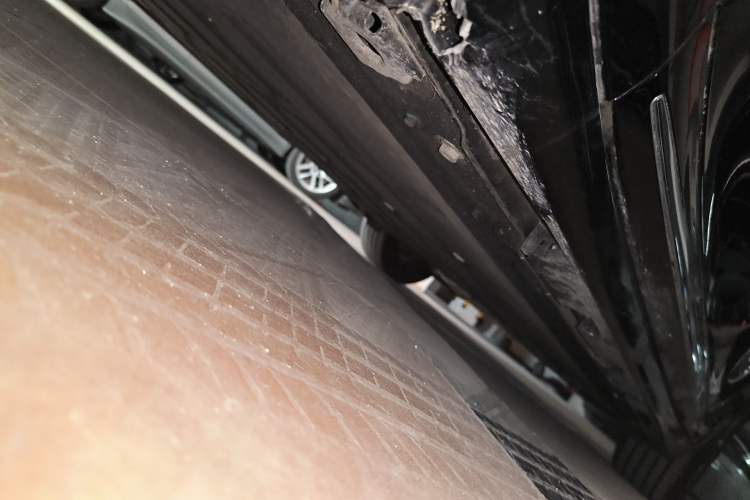 Used Hima Luxeed R7 2024 All-Electric 802 km Max Chassis Front Left