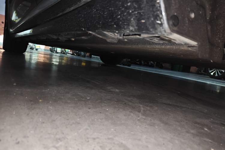 Used Hima Luxeed R7 2024 All-Electric 802 km Max Chassis Rear Left