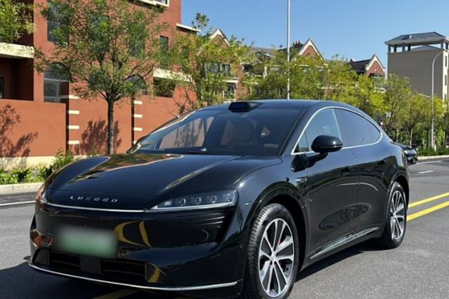 Used Hima Luxeed R7 2024 All-Electric 736 km Ultra