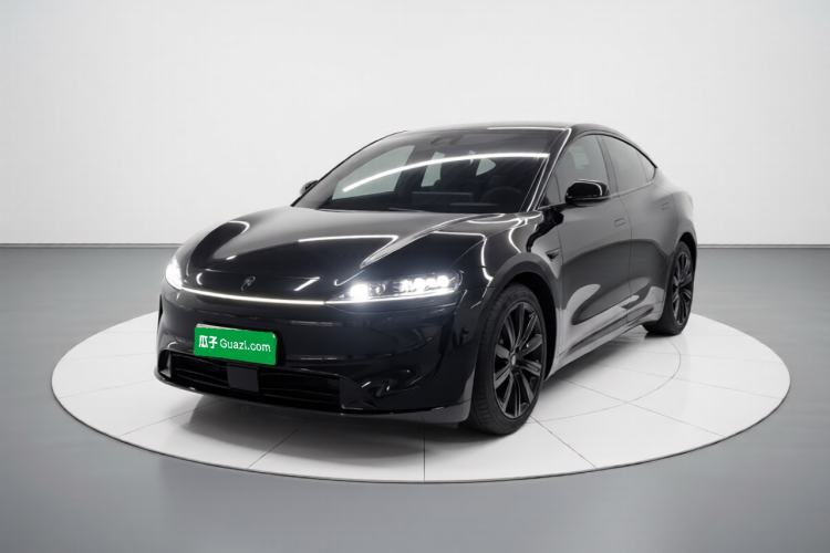 Hima Luxeed R7 2024 All-Electric 736 km Ultra