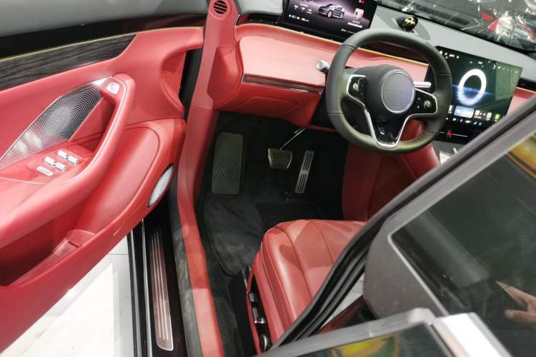Used Hima Luxeed R7 2024 All-Electric 736 km Ultra Driver Seat