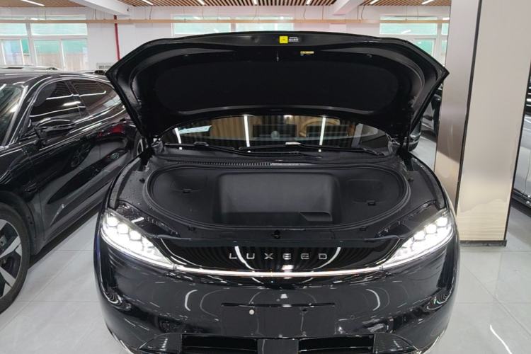 Used Hima Luxeed R7 2024 Pure Electric 667km Pro Engine Bay