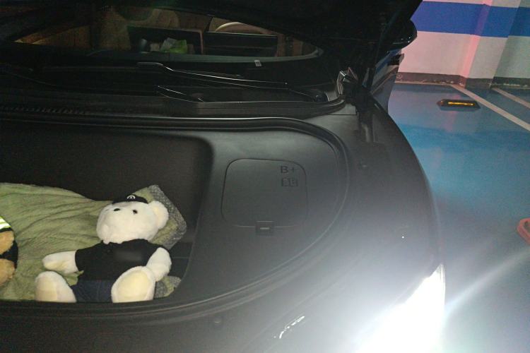 Used Hima Luxeed R7 2024 All-Electric 802 km Max Engine Bay Left