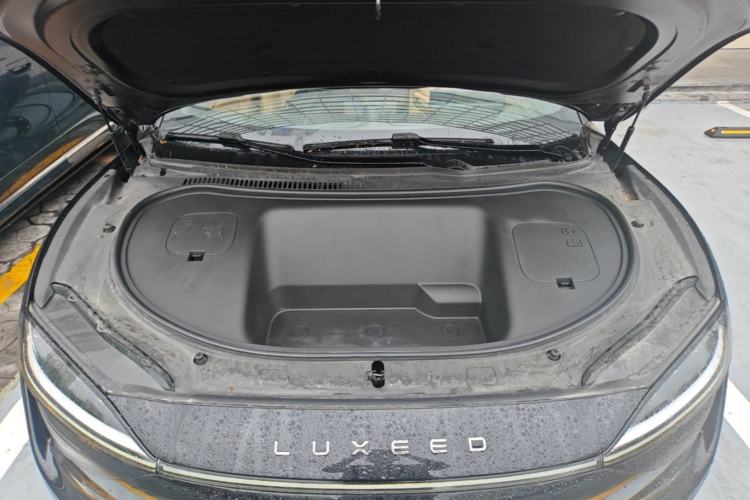 Used Hima Luxeed R7 2024 All-Electric 736 km Ultra Engine Bay
