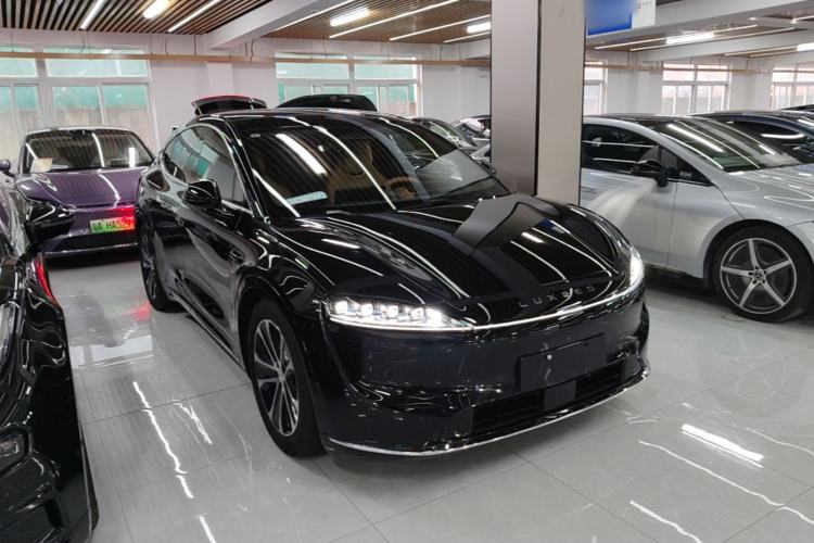 Used Hima Luxeed R7 2024 Pure Electric 667km Pro Exterior 1