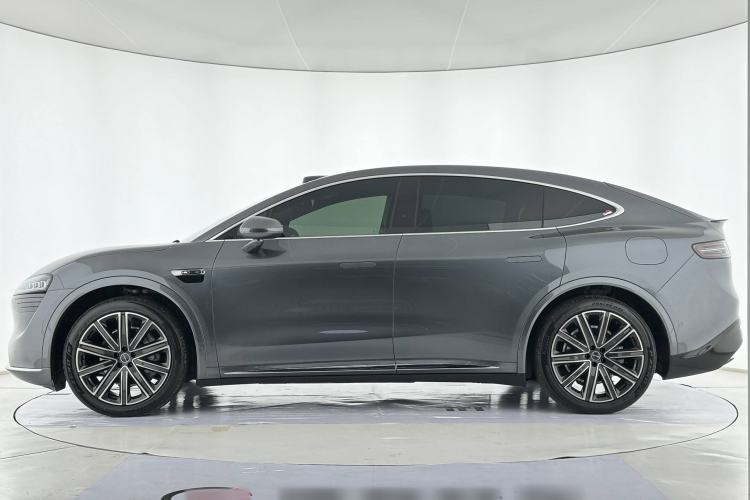 Used Hima Luxeed R7 2024 All-Electric 667 km Max Exterior 2