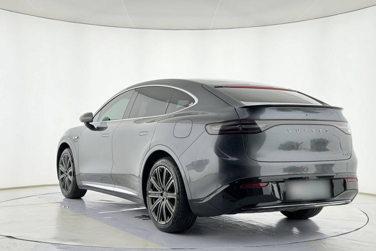Used Hima Luxeed R7 2024 All-Electric 667 km Max Exterior 3