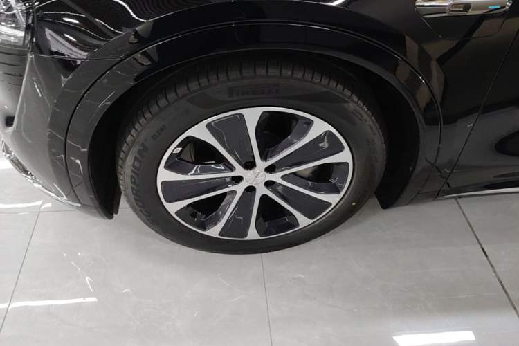 Used Hima Luxeed R7 2024 Pure Electric 667km Pro Exterior 4