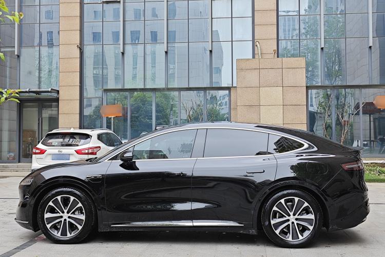 Used Hima Luxeed R7 2024 All-Electric 802 km Max Exterior 4