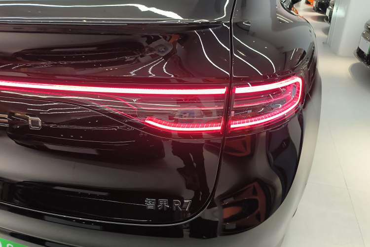 Used Hima Luxeed R7 2024 All-Electric 736 km Ultra Exterior 6
