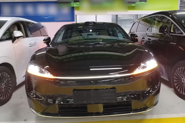 Used Hima Luxeed R7 2024 All-Electric 736 km Ultra Front