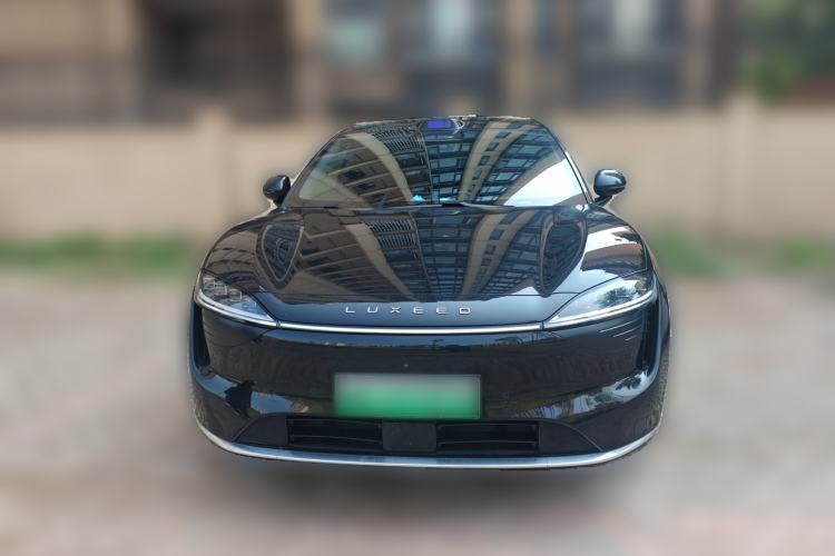 Used Hima Luxeed R7 2024 All-Electric 736 km Ultra Front