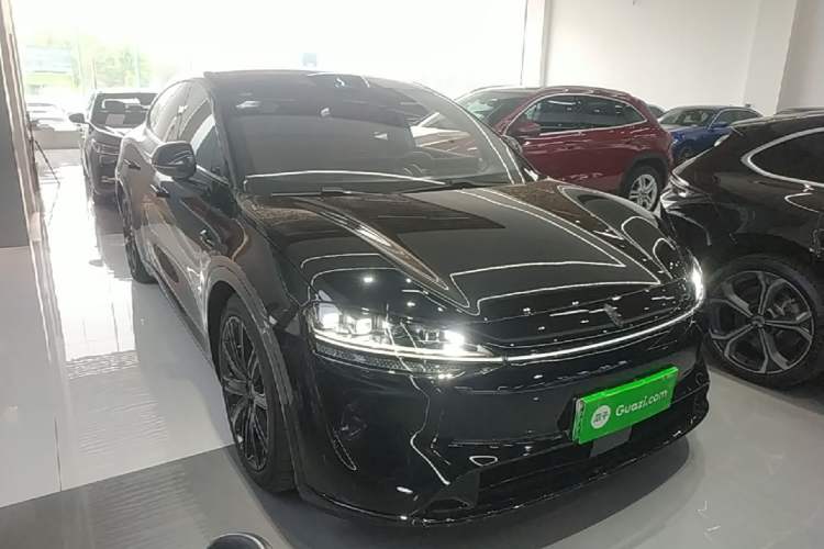 Used Hima Luxeed R7 2024 All-Electric 736 km Ultra Front Right 45 Deg