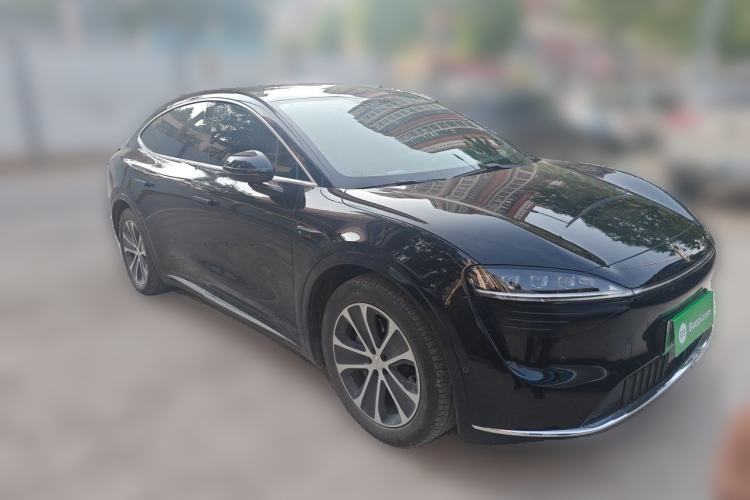 Used Hima Luxeed R7 2024 Pure Electric 667km Pro Front Right 45 Deg