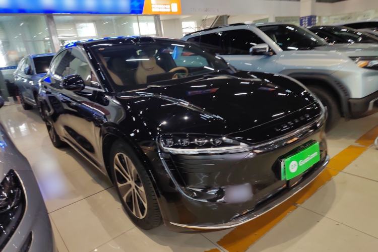 Used Hima Luxeed R7 2024 All-Electric 736 km Ultra Front Right 45 Deg