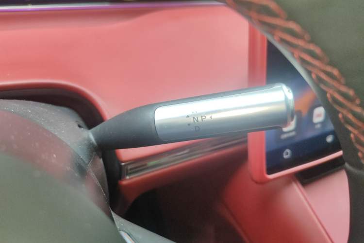 Used Hima Luxeed R7 2024 Pure Electric 667km Pro Gear Lever