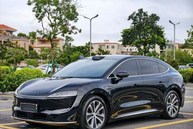 Hima Luxeed R7 2024 All-Electric 802 km Max с пробегом
