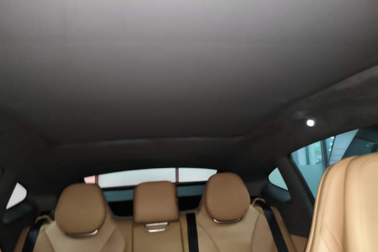 Used Hima Luxeed R7 2024 All-Electric 736 km Ultra Headliner