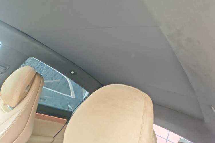 Used Hima Luxeed R7 2024 All-Electric 736 km Ultra Headliner