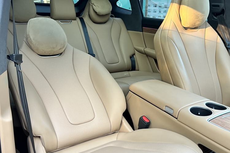 Used Hima Luxeed R7 2024 All-Electric 736 km Ultra Interior 10