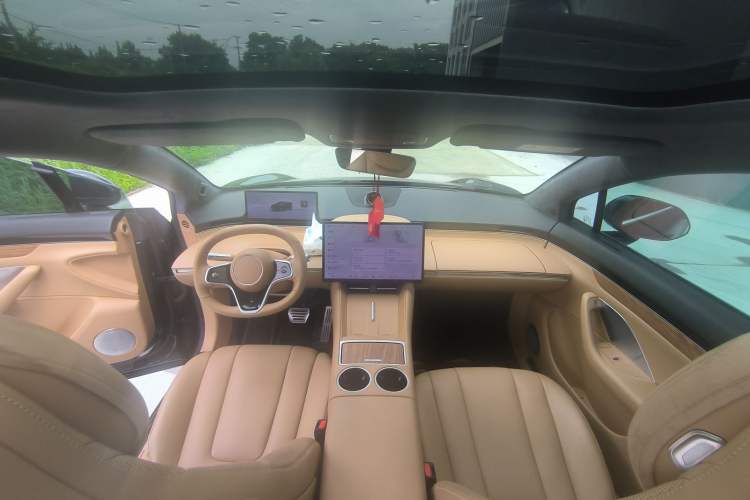 Used Hima Luxeed R7 2024 Pure Electric 667km Pro Interior 5