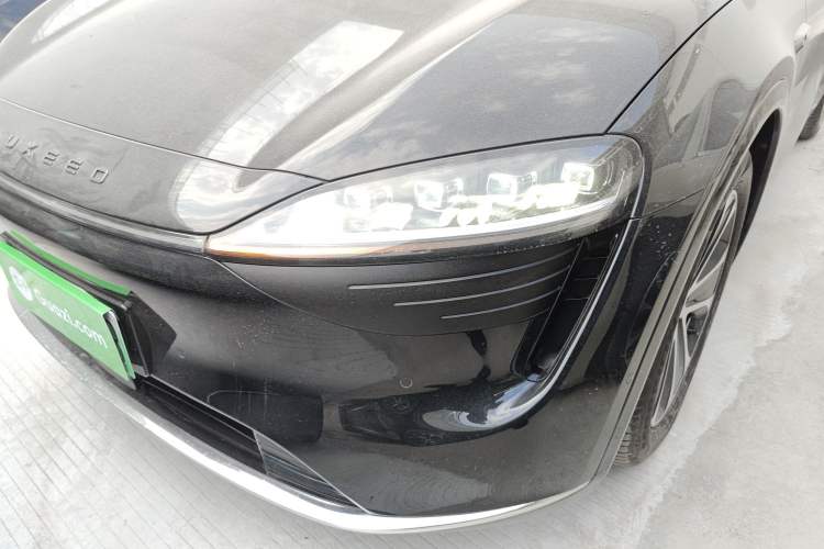 Used Hima Luxeed R7 2024 All-Electric 736 km Ultra Left Front Headlight