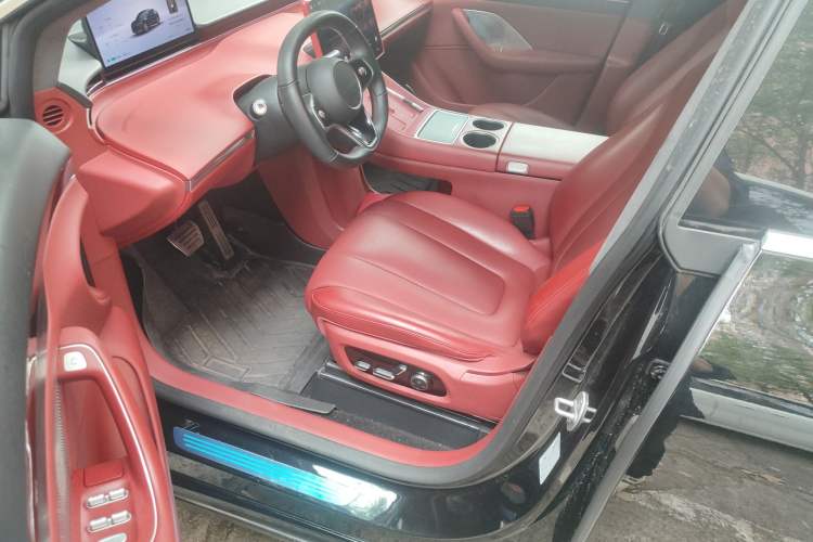 Used Hima Luxeed R7 2024 Pure Electric 667km Pro Left Front Seat