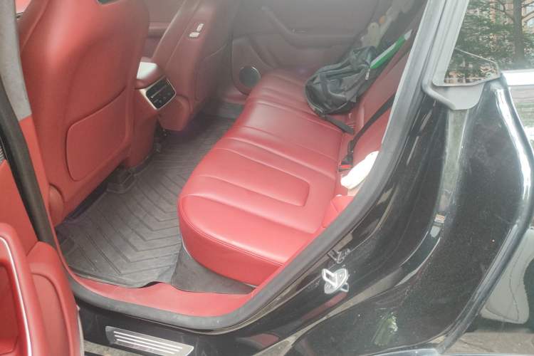Used Hima Luxeed R7 2024 Pure Electric 667km Pro Left Rear Seat