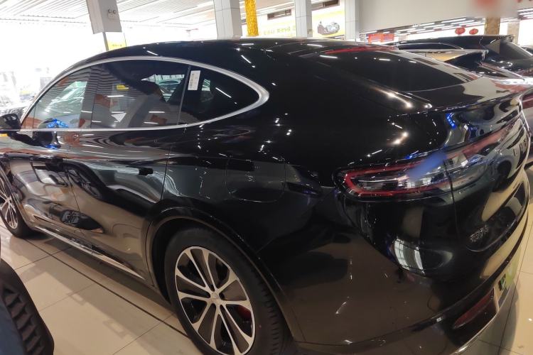 Used Hima Luxeed R7 2024 All-Electric 736 km Ultra Left Side