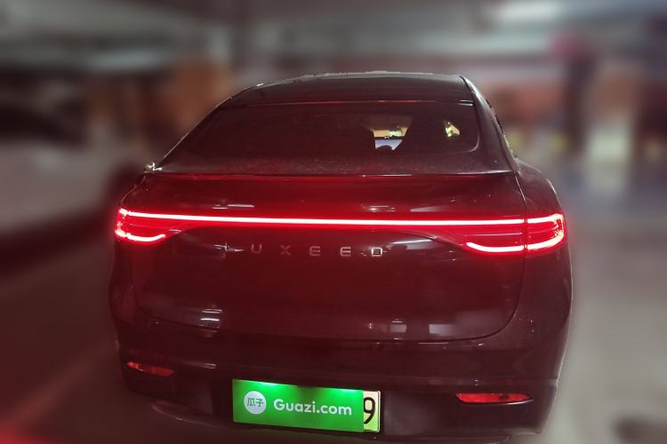 Used Hima Luxeed R7 2024 All-Electric 802 km Max Rear