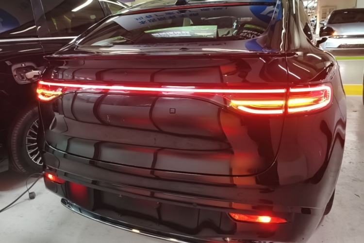 Used Hima Luxeed R7 2024 All-Electric 736 km Ultra Rear