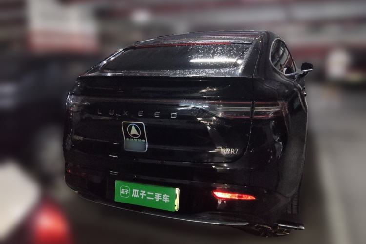 Used Hima Luxeed R7 2024 All-Electric 802 km Max Rear