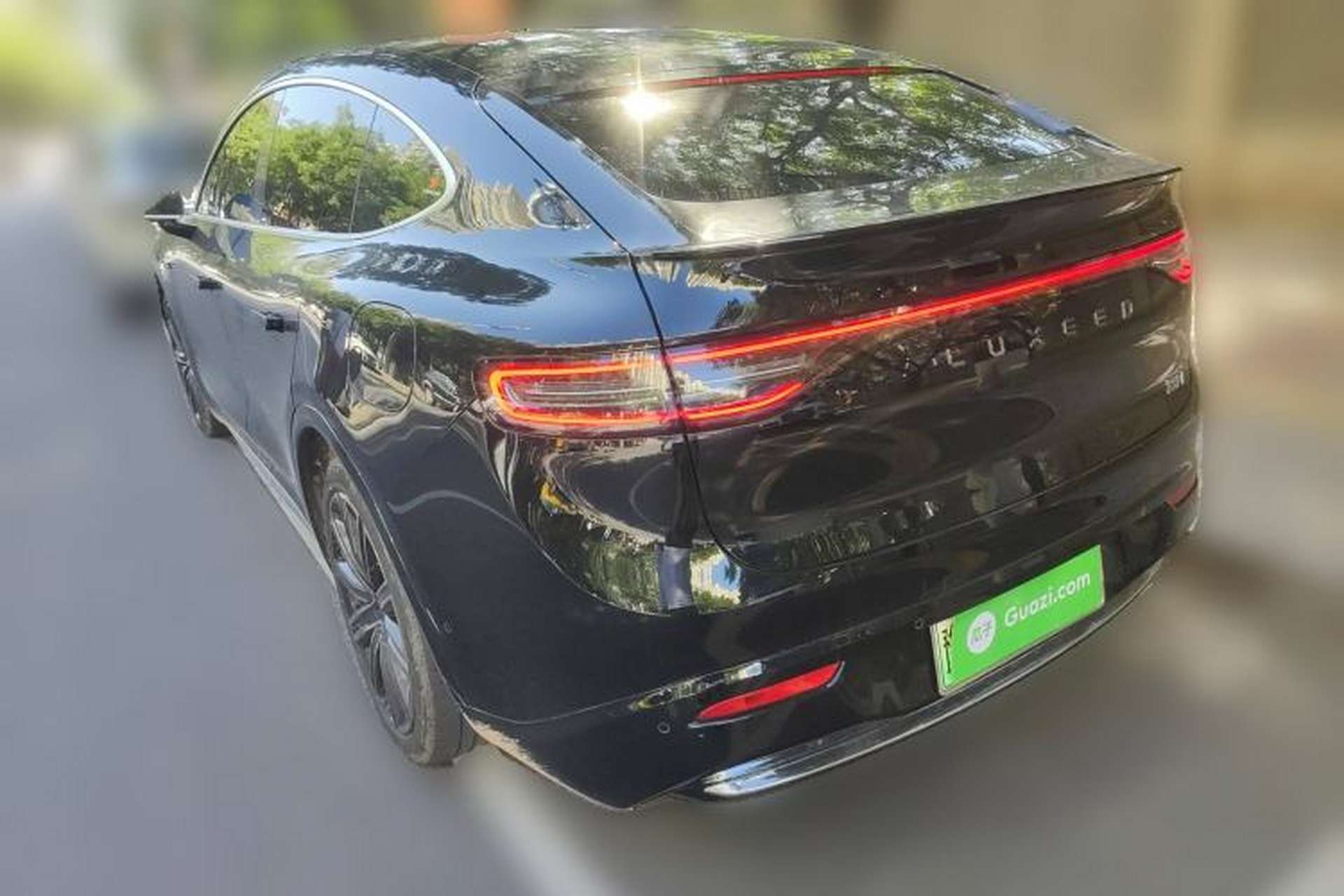 Used Hima Luxeed R7 2024 All-Electric 736 km Ultra Rear Left 45 Deg