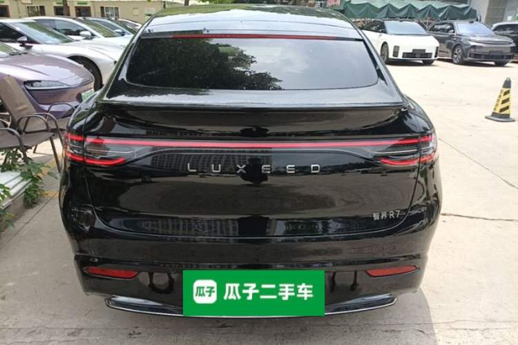Used Hima Luxeed R7 2024 Pure Electric 667km Pro Rear