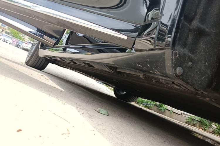 Used Hima Luxeed R7 2024 Pure Electric 667km Pro Right Side Sill